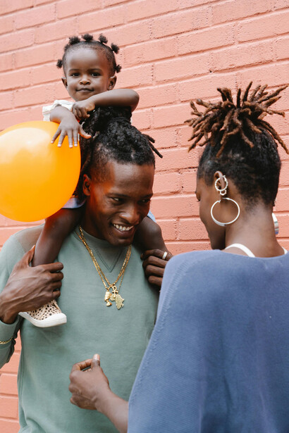 A nova geração apresenta diferentes perspectivas sobre a paternidade, muitas vezes influenciada por experiências pessoais e circunstâncias familiares