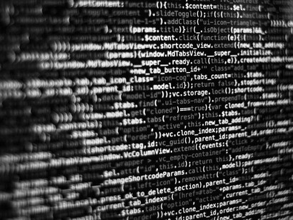 Los regímenes iliberales desarrollaron un poder blando ofensivo que utiliza mecanismos democráticos superficiales para consolidar el control autoritario
