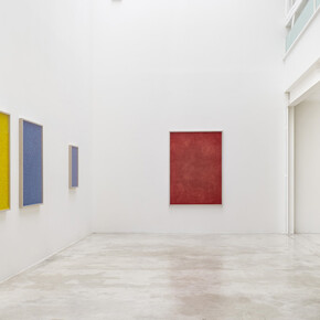 Luca Vitone, Pitture plastiche, exhibition view. Courtesy of Michel Rein Gallery