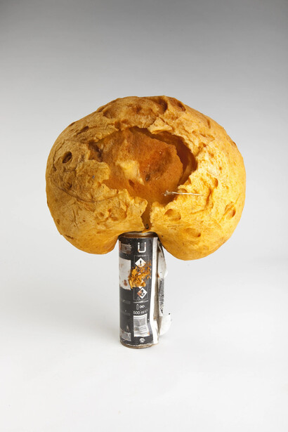 Semâ Bekirović, For every atom...artwork in exhibition. Courtesy of the Fries Museum
