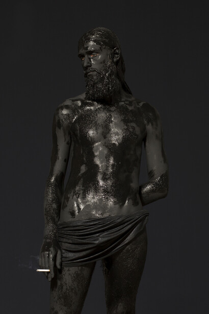 Mustafa Sabbagh, onore al nero _ untitled, 2015
stampa fotografica lambda su dibond, ed. di 5 + 1 PA
© mustafa sabbagh 
