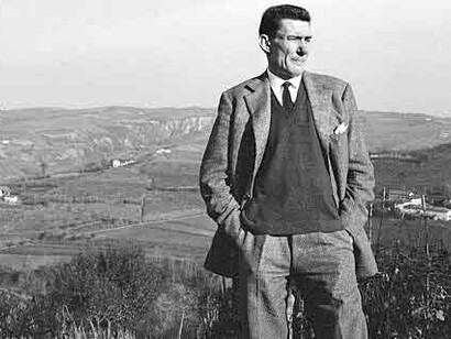 Beppe Fenoglio. Il suo stile ricco di cronaca ha permesso di conoscere perfettamente il territorio, narrato in modo epico