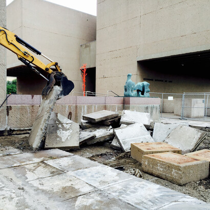 Tree of 40 Fruit. Courtesy of Everson Museum of Art