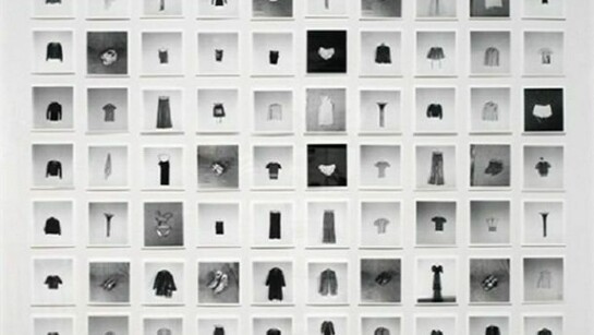 All the clothes of a woman, 70 fotografie in b-n, 130x90 cm
