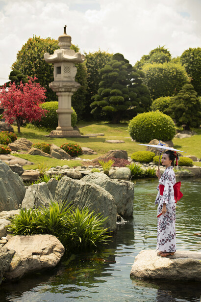 Su diseño meticuloso y su simbología cultural hacen del Jardín Japonés una experiencia sensorial única para los visitantes