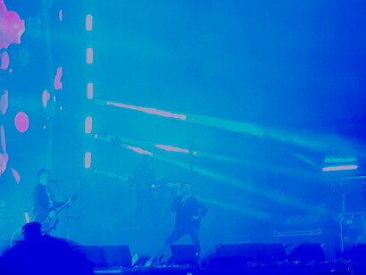 La banda británica Depeche Mode durante su concierto en el escenario Madrid Stage.
Foto: Mónica Estévez
