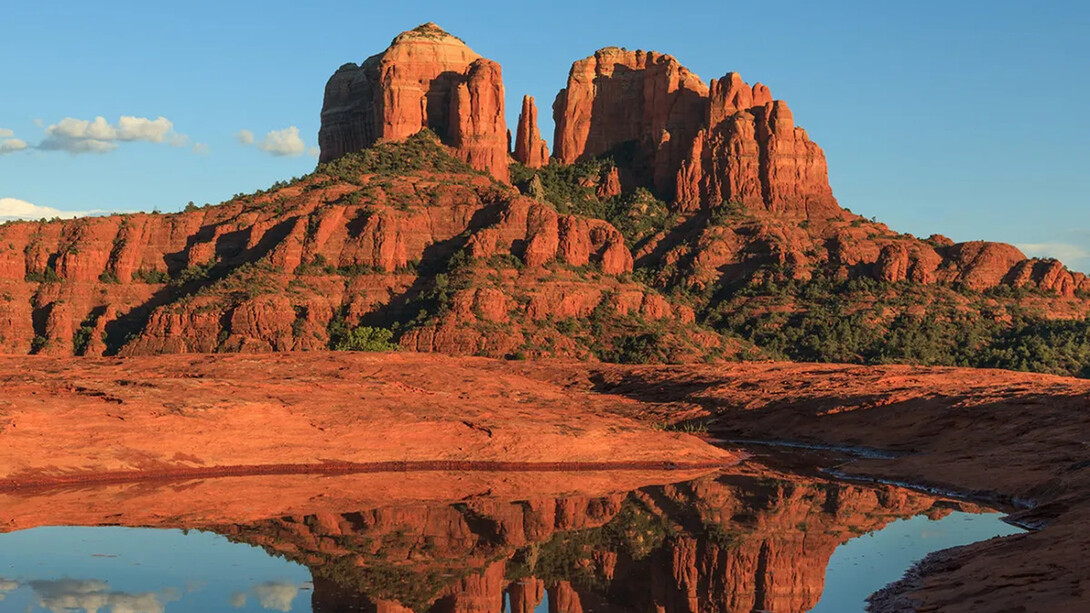 Cathedral rock reflection Sedona, Arizona, the USA photo by Tom Tietz