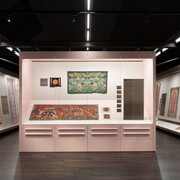MAK schausammlung textilien und teppiche, ausstellungsansicht. Mit freundlicher genehmigung des MAK
