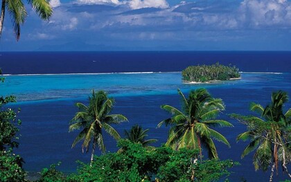 Polinesia Francese, una delle tante isolette attorno a Raiatea. Foto di Giò Barbieri