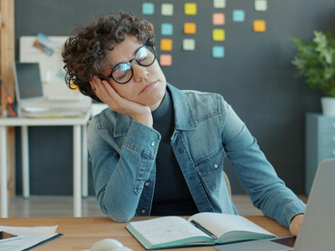 Dozing off in the office is not a health threatening situation