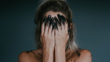 Dans le langage courant, la culpabilité est comprise comme responsabilité