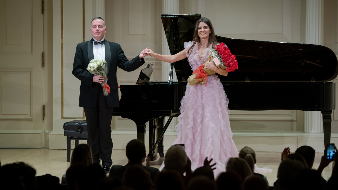 Tamara Radenovic è una giovane cantante lirica che ha già calcato i  palcoscenici di 15 Paesi del vecchio continente, fino ai teatri di Londra e alla Carnegie Hall di New York