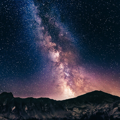 La Via Lattea: secondo una tradizione millenaria, il tempo, per come lo conosciamo, non ha avuto sempre la medesima scansione ritmica che così bene struttura le stagioni