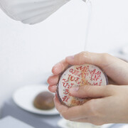 Blood, Stop, Space, Gold. Courtesy of Galería José de la Fuente