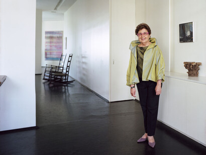 Portrait of Marian Goodman c.2000 © Thomas Struth/Marian Goodman Gallery. Image used on the announcement of the permanent closure of Marian Goodman Gallery in London, October 2020