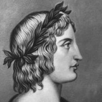 Por las sendas que conducen al olvido    
un pastor caminaba entristecido   
con lágrimas y con paso vacilante    
da testimonio de su triste sino  