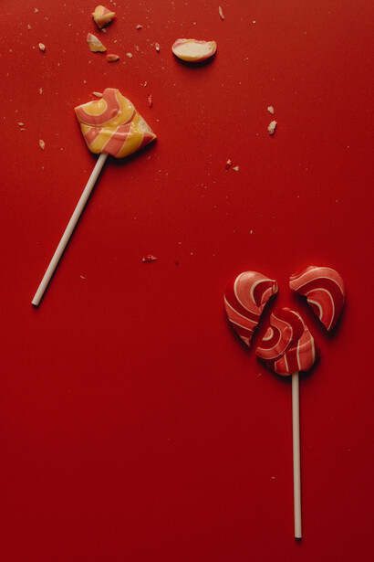 Corazones rotos de caramelo. El amor es una inversión que debe caer en tierra fértil