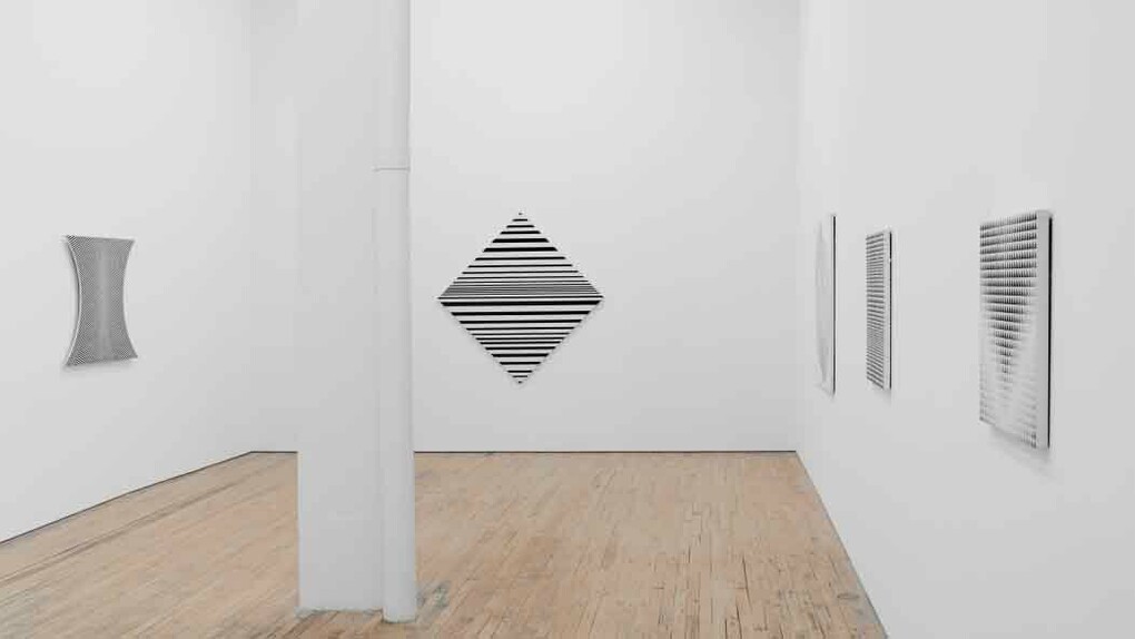 Bridget Riley, exhibition view. Courtesy of Dia:Beacon