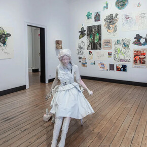 Folkert de Jong, Old DNA, exhibition view. Courtesy of Christophe Gaillard Gallery 
