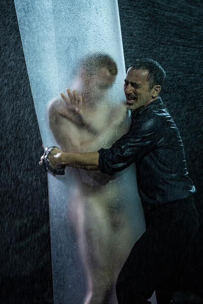 Ink (2020), Šuka Horn and Dimitris Papaioannou © Julian Mommert