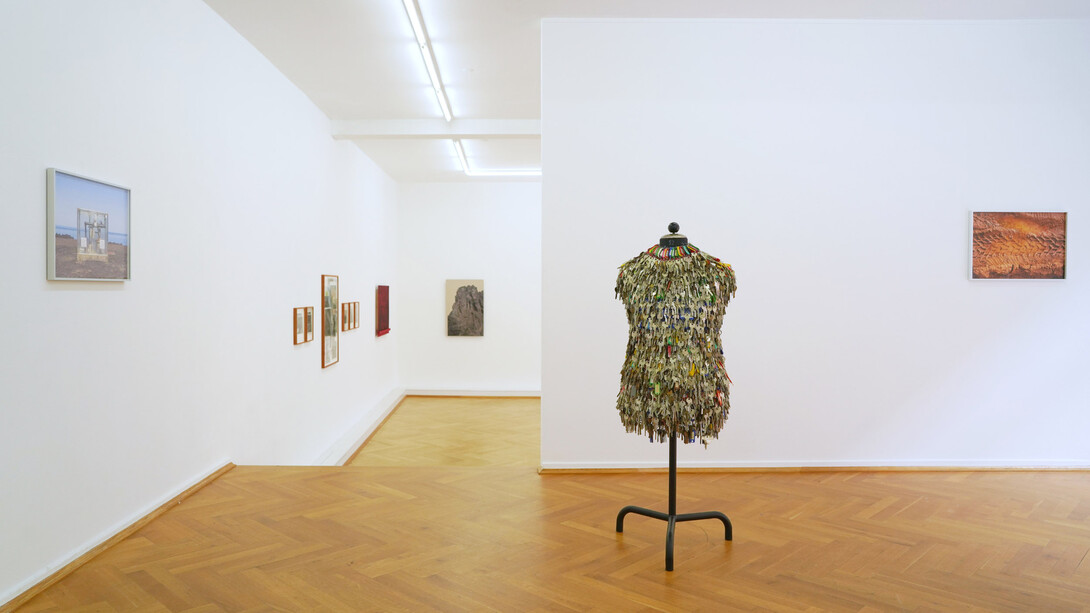 Various artists, Archives and orbits, exhibition view. Courtesy of Bernhard Knaus Fine Art