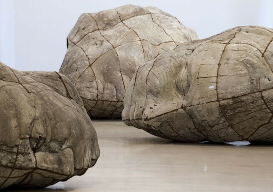 Ledelle Moe, Memorial Collapse V, 2005
Installation view Pérez Art Museum Miami. Concrete and steel Dimensions variable, Photo: Oriol Tarrida