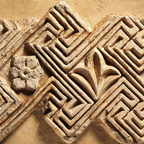 Panel fragment with meander pattern