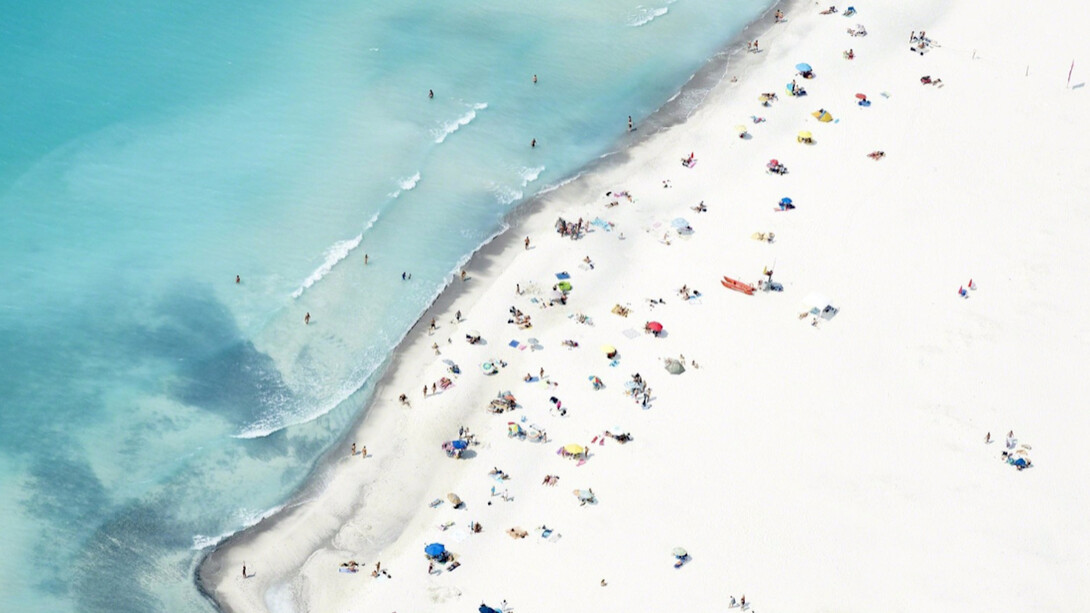 Joshua Jensen-Nagle, Drifting Over The Italian Riviera, 2017. Courtesy of Caldwell Snyder Gallery