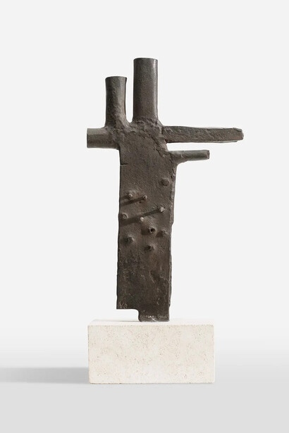 Julio González, Main debout, 1936-1937. Courtesy of Zeit Contemporary Art