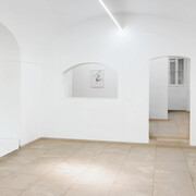 Verschiedene Künstler, Requiem, ausstellungsansicht. Mit freundlicher genehmigung der Galerie nächst St. Stephan