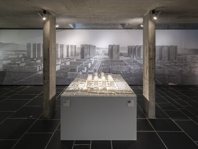 Bauen für die macht, ausstellungsansicht. Mit freundlicher genehmigung des Museums für Gestaltung