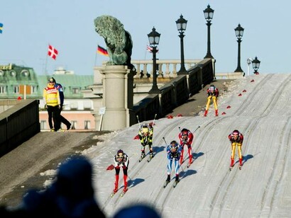 Sci per le vie di Stoccolma