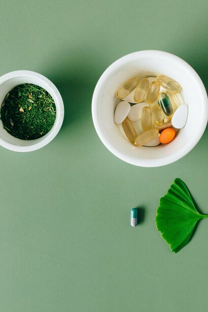 Green tea, leafy green vegetables and magnesium supplements help ensure that the daily requirement is met