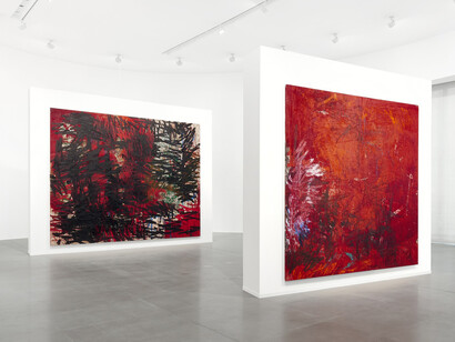 Oscar Murillo, Marks and whispers, exhibition view. Courtesy of Gagosian Gallery