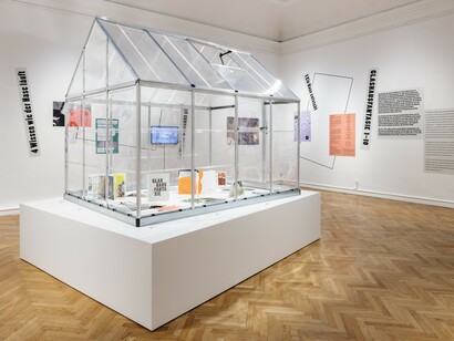 Friendsofart, Glasshouse fantasy, exhibition view. Courtesy of Francisco Carolinum Linz