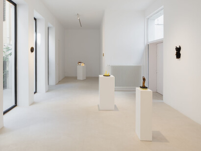 Romeo Gómez López, Tierno es el día que los demonios se alejan, exhibition view. Courtesy of Travesía Cuatro