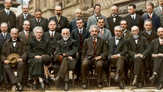 Fotografía colorizada del Congreso de Solvay de 1927