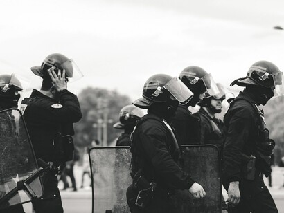 La única solución de los Estados al servicio de los poderosos: represión