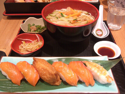 Sushi, Udon Set - Torimatsu © avlxyz