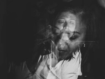 Dissolving memories, shifting realities, and the fading clarity of faces as the past becomes increasingly unclear