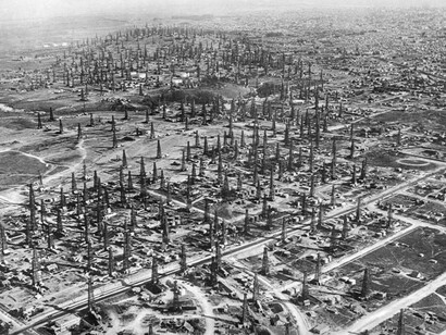 Signal Hill. 1926, USA. Modern Digital Print. © E.O. Hoppé Estate Collection/Curatorial Assistance