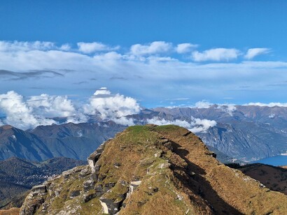 Il lago di Como visto dalla vetta del monte Generoso in Canton Ticino, Svizzera