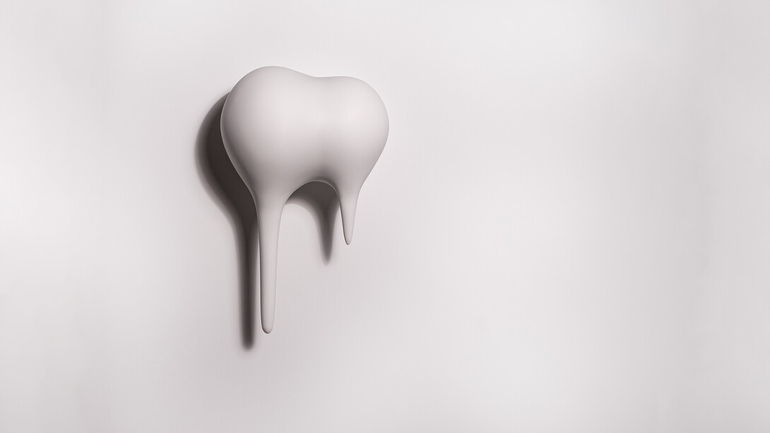 Jorge Palacios, Emerging Particle, 2023.
Edition 20,
Krion,
13.4 x 8.5 x 5.9 in (34.1 x 21.7 x 15 cm). Courtesy of the artist and Seizan Gallery New York