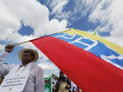 Ciudadano colombiano se manifiesta a favor de la paz