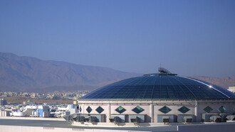 La espiritualidad que guía a este pueblo es el ibadismo, una corriente del islam, única en su género y predominante en Omán. Mascate, la capital y la ciudad metropolitana más grande de Omán