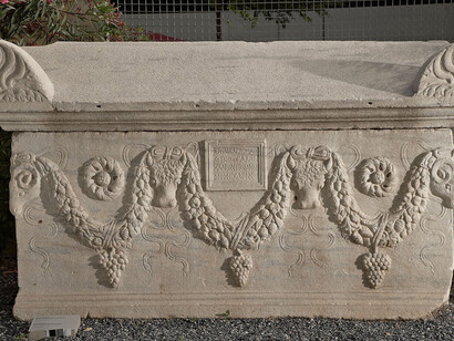 Field, House, Garden, Grave. Courtesy of Αrchaeological Museum of Thessaloniki