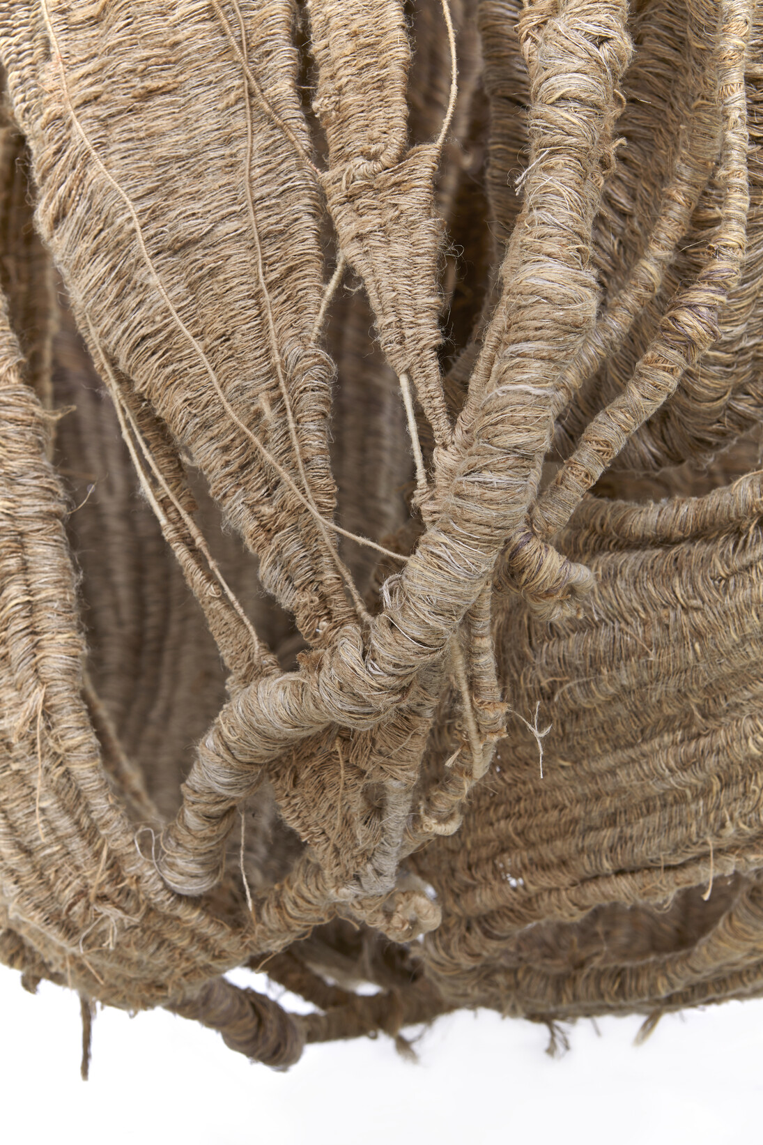 Soojin Kang, Pod 1  [detail] (2017)Wild silk, linen, jute, hemp, cotton and wire 210 x 100 x 90 cm. Courtesy the Artist; UNIT9. Photo credits: thishappened.xyz