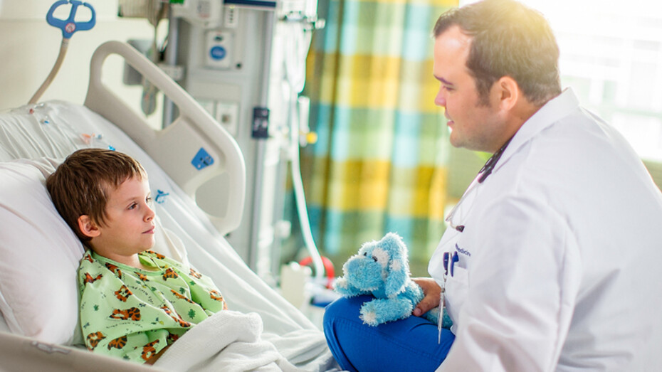Especialmente crianças pequenas sentem a doença ou a hospitalização como um castigo