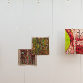 Vivian Suter: el bosque interior. Courtesy of Art Institute of Chicago