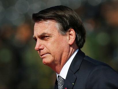 Bolsonaro no reconoció la victoria electoral de su rival, y tampoco participó en la ceremonia de entrega de la banda presidencial a su sucesor Lula da Silva, tras de lo cual el país quedó altamente polarizado